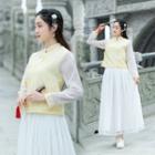 Set: Embroidered Mesh Panel Haufu Top + Maxi A-line Skirt
