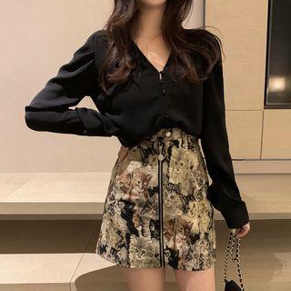 V-neck Blouse / Cat Print A-line Mini Skirt