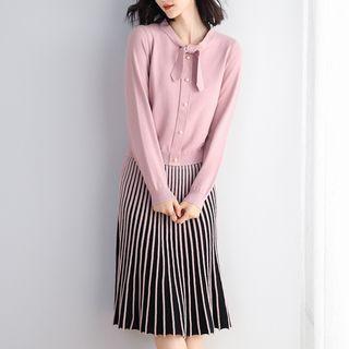 Tie-neck Cardigan / Pleated Midi Skirt