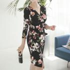 3/4-sleeve V-neck Floral Sheath Dress