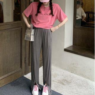Lettering T-shirt / Slit Straight Leg Pants