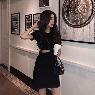 Short-sleeve Zip-detail Mini A-line Dress