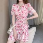 Short-sleeve V-neck Floral Lace-up Chiffon Dress