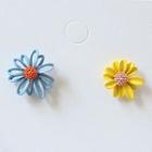 Non-matching Flower Earring 1 Pair - S925silver Earring - One Size