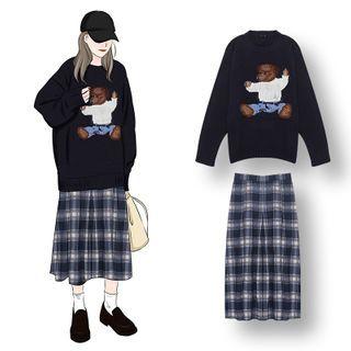 Printed Knit Sweater / High-waist Plaid Skirt
