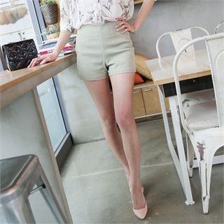 Zip-side Slim-fit Shorts