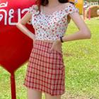 Floral Short-sleeve Crop Top / Plaid A-line Skirt