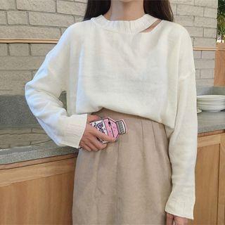 Cut Out Sweater / Slit Midi Skirt