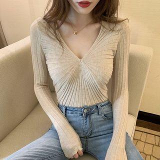 V-neck Long-sleeve Knit-top