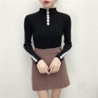 Mock-neck Contrast Trim Long-sleeve Knit Top