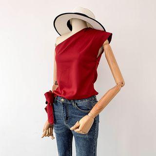 Bow Accent One-shoulder Sleeveless Blouse
