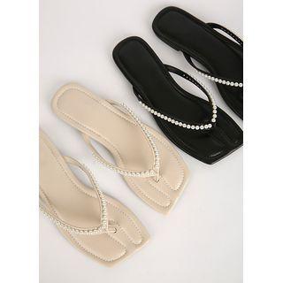 Square-toe Faux-pearl Flip-flops
