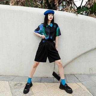 Rabbit Embroidered Knee-length Shorts