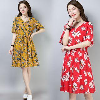 Elbow-sleeve Floral Print V-neck A-line Dress