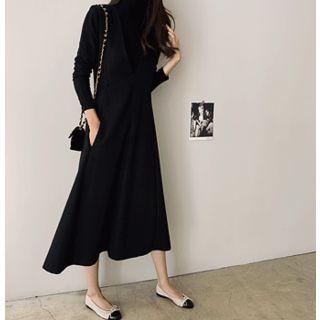 V-neck A-line Suspender Dress
