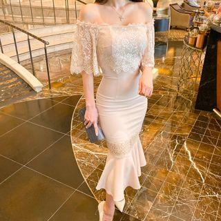 Off-shoulder Lace Panel Ruffle Hem Midi Sheath Dress