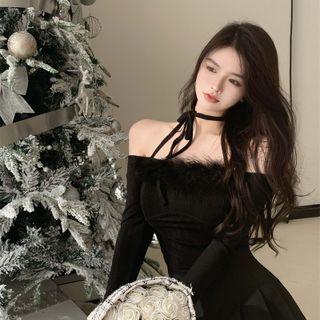 Off Shoulder Plain Drawstring Knit Cropped Top