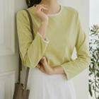 Buttoned-shoulder Lace-edge T-shirt
