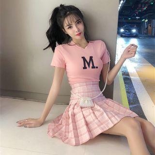 Lettering Short-sleeve Crop Top / Plaid Pleated Skirt / Set