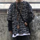Mock Two-piece Long-sleeve Crack Print T-shirt