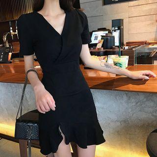 Ruffled Hem Short Sleeve V-neck Sheath Dress