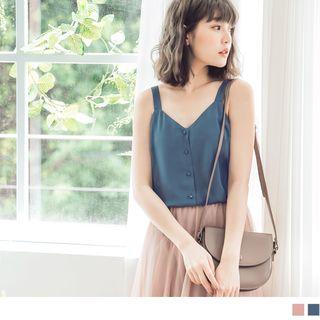 V-neck Buttoned Sleeveless Top