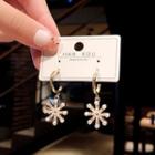 Faux Pearl Flower Drop Earring 1 Pair - E1456 - Gold - One Size