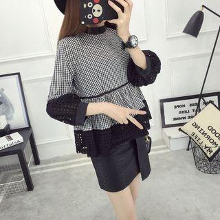 Plaid 3/4 Sleeve Flounced Top