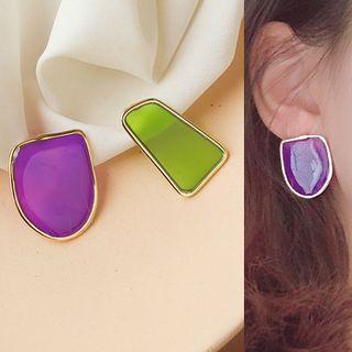 Non-matching Geometry Stud Earring