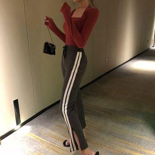 Long-sleeve Square-neck Top / Drawstring Knit Pants