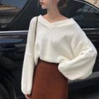 V-neck Sweater / Midi Knit Skirt