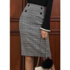 Button-detail Houndstooth Midi Skirt