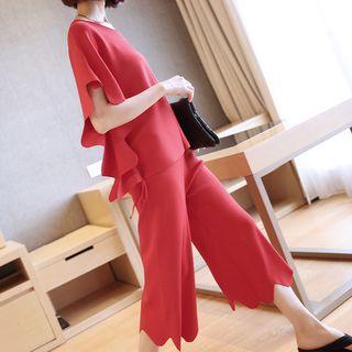 Set: Plain Ruffle Short-sleeve Blouse + Cropped Wide-leg Pants