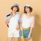Short-sleeve Raglan V-neck T-shirt