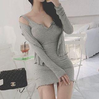 Set: Sleeveless Sheath Dress + Frilled Top