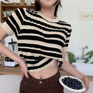Short-sleeve Striped Cropped T-shirt Stripe - Khaki & Black - One Size