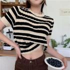 Short-sleeve Striped Cropped T-shirt Stripe - Khaki & Black - One Size