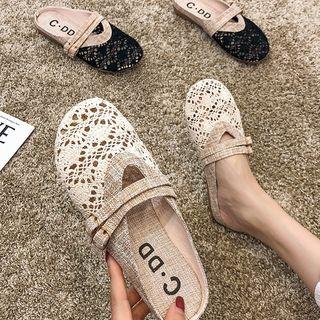 Cutout Flat Mules