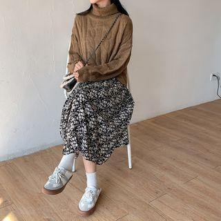 Mock-neck Chunky Knit Sweater / Floral Print Midi Skirt