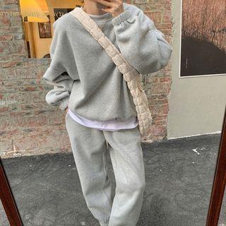 Set : Mock Two-piece Sweatshirt + Pants