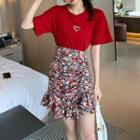 Short-sleeve Heart T-shirt / High-waist Asymmetric Floral Shirred Skirt