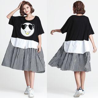 Mock Two-piece Smiley Short-sleeve Dress