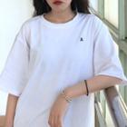 Elbow-sleeve Letter A T-shirt White - One Size