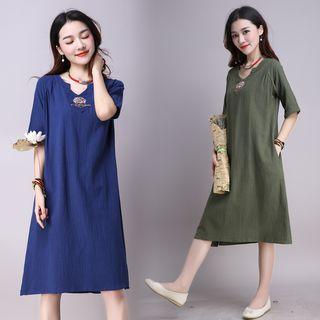 Short-sleeve Midi A-line Dress