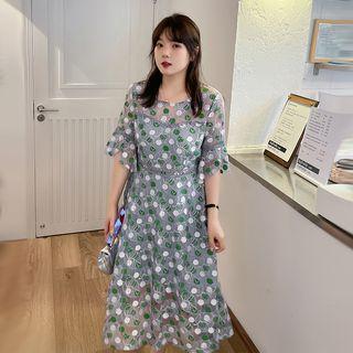 Elbow-sleeve Pattern Lace A-line Dress