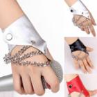 Chained Half Gloves