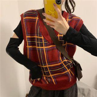 Mock-turtleneck Cutout Long-sleeve T-shirt / V-neck Plaid Knit Vest