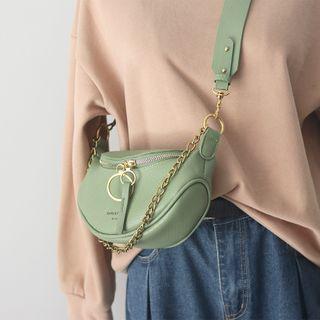 Chain Faux Leather Zipped Crossbody Bag