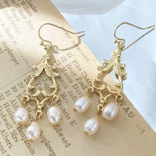 Freshwater Pearl Earring / Ear Clip