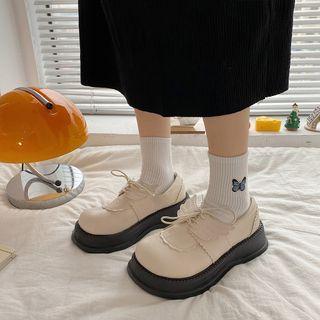 Heart Embroidered Platform Lace-up Shoes
